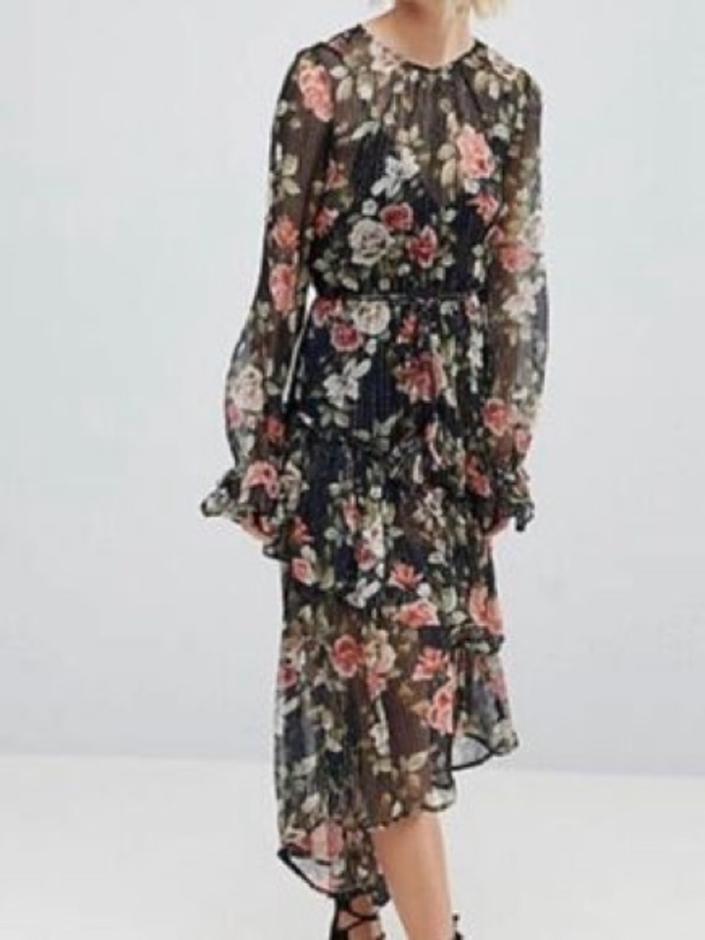 ✨4 for $20✨ NWT Chelsea & Violet Black Floral Long-Sleeve Tiered Maxi Dress